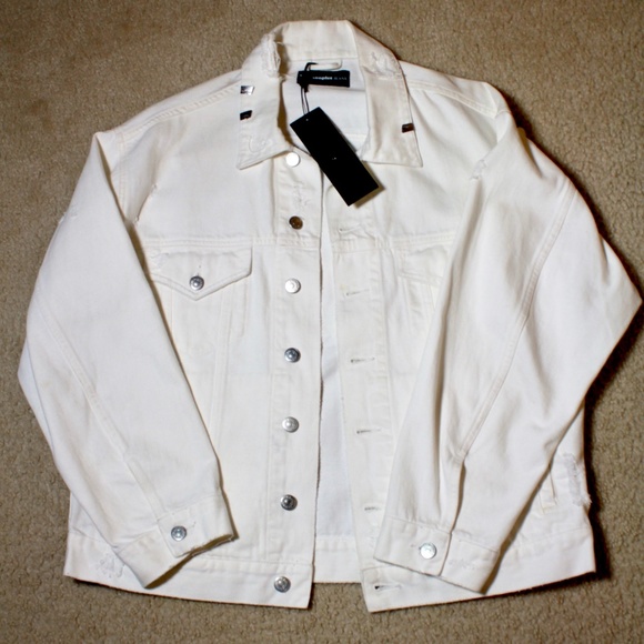 THE KOOPLES Oversized White Denim Jacket w/ PATCH - Picture 2 of 8